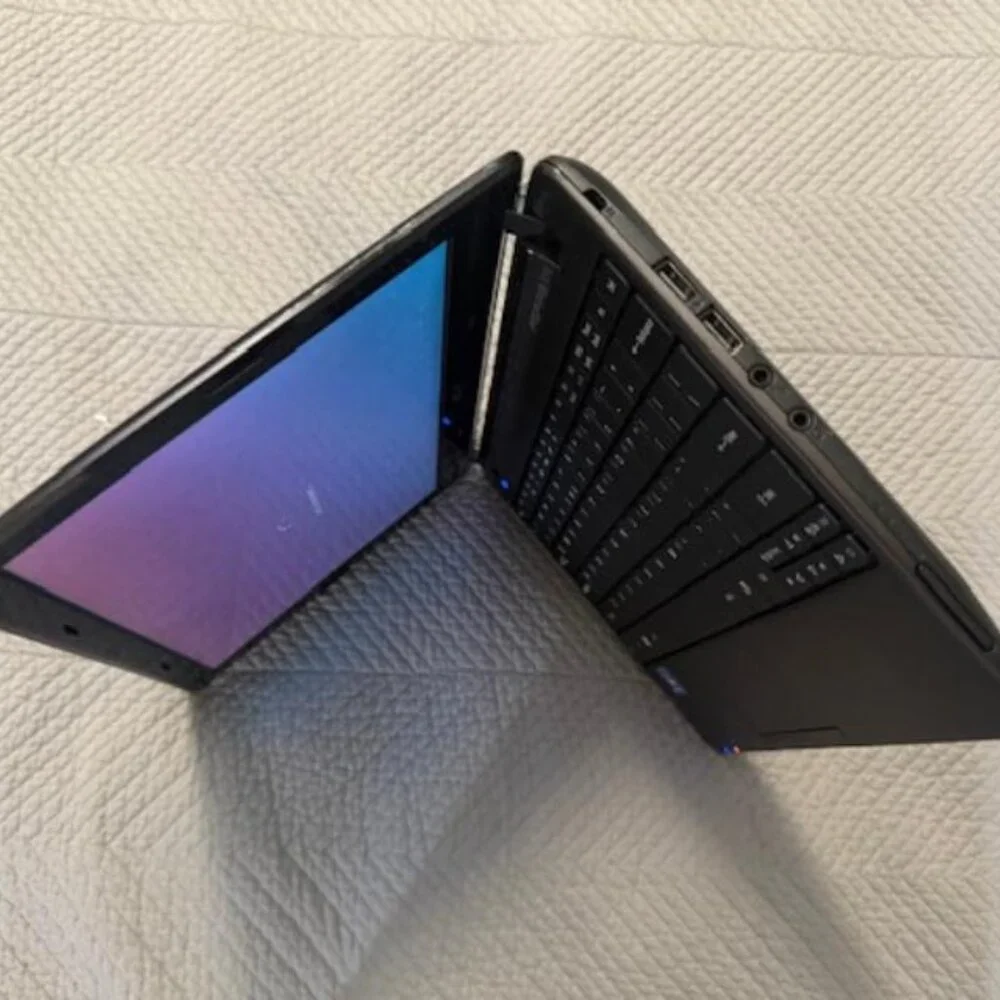 Acer Aspire One AO722-BZ69911.6